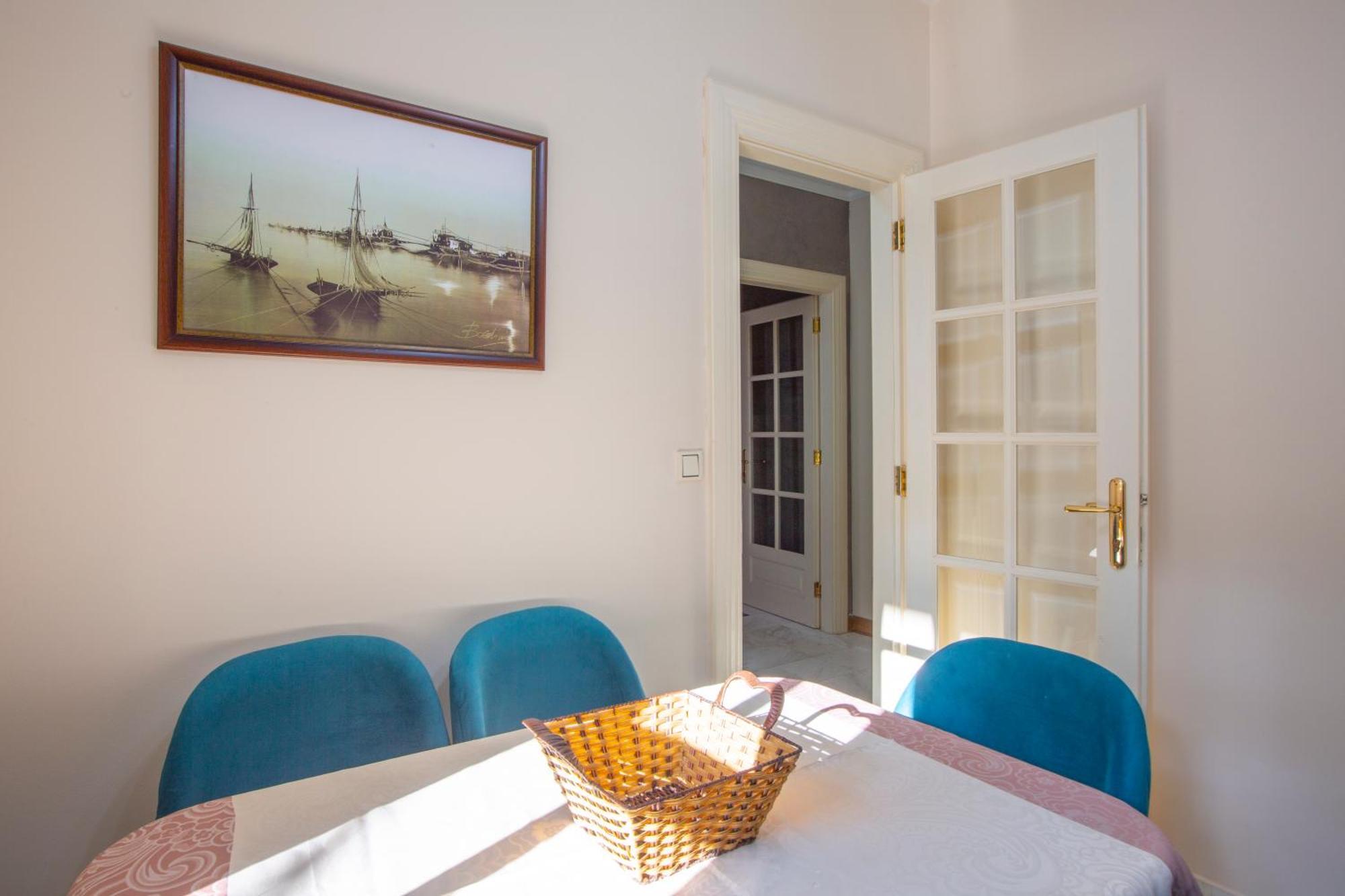 Montesan Luxury Apartment Beach Front Светі-Стефан Екстер'єр фото